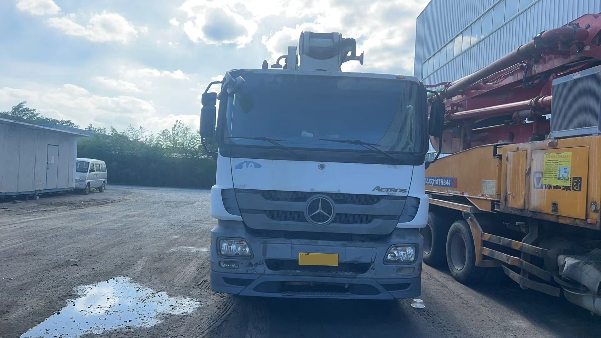 2012 Zoomlion 47m Concrete Pump Truck 