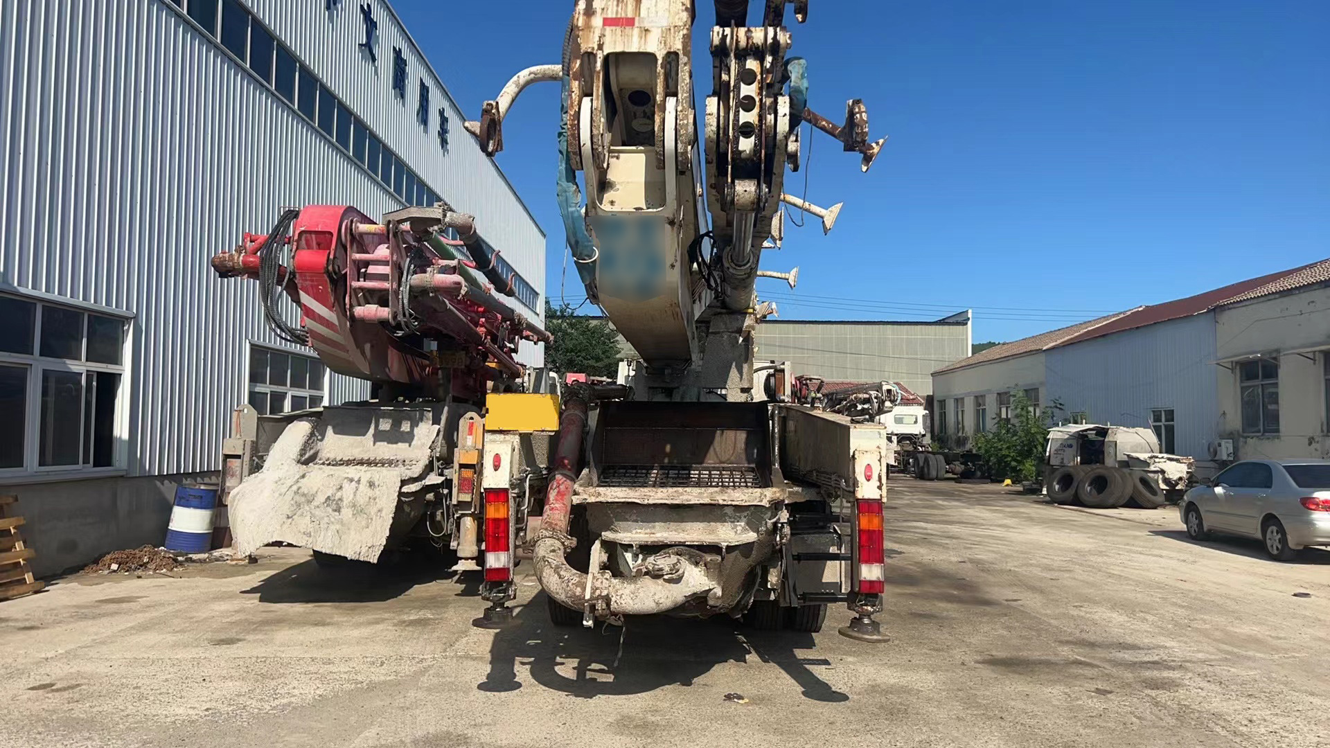 2012 Zoomlion 47m Concrete Pump Truck 