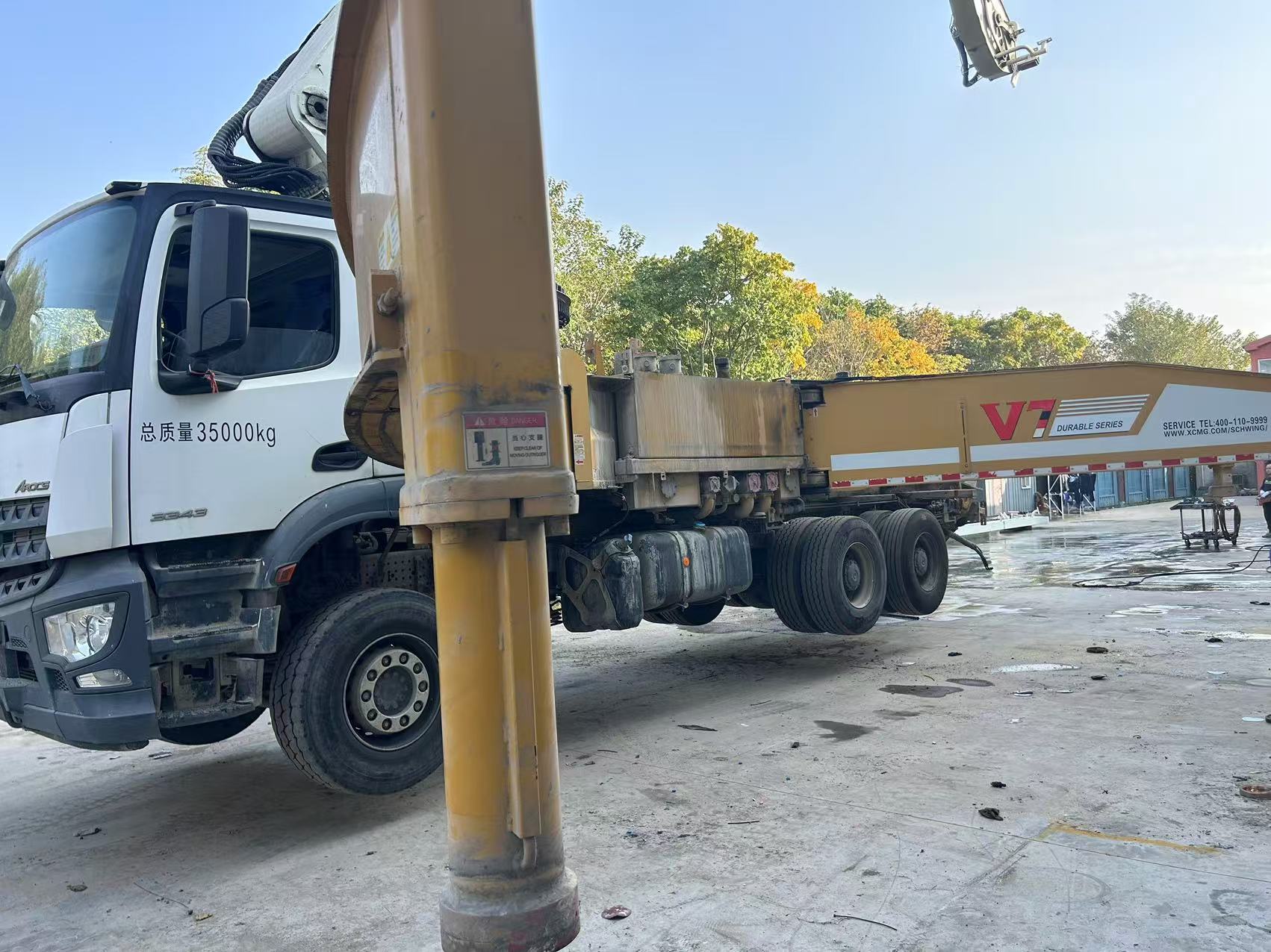 2020 XCMG 51.2m concrete pump truck