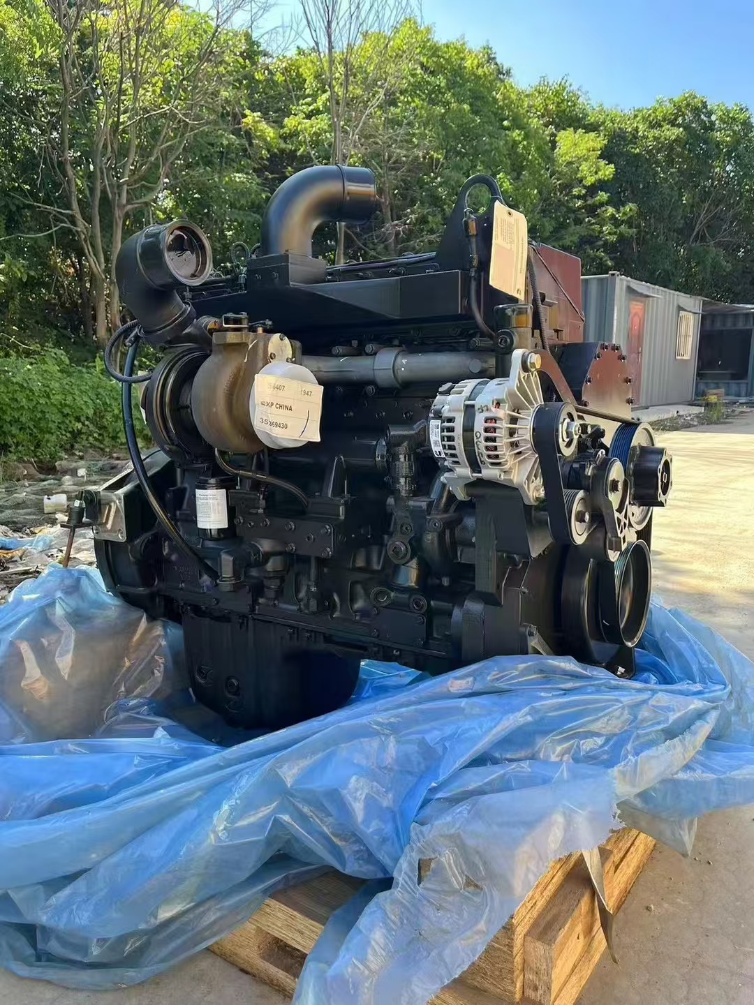 Cummins engine QSM11-C400 imported from the United States